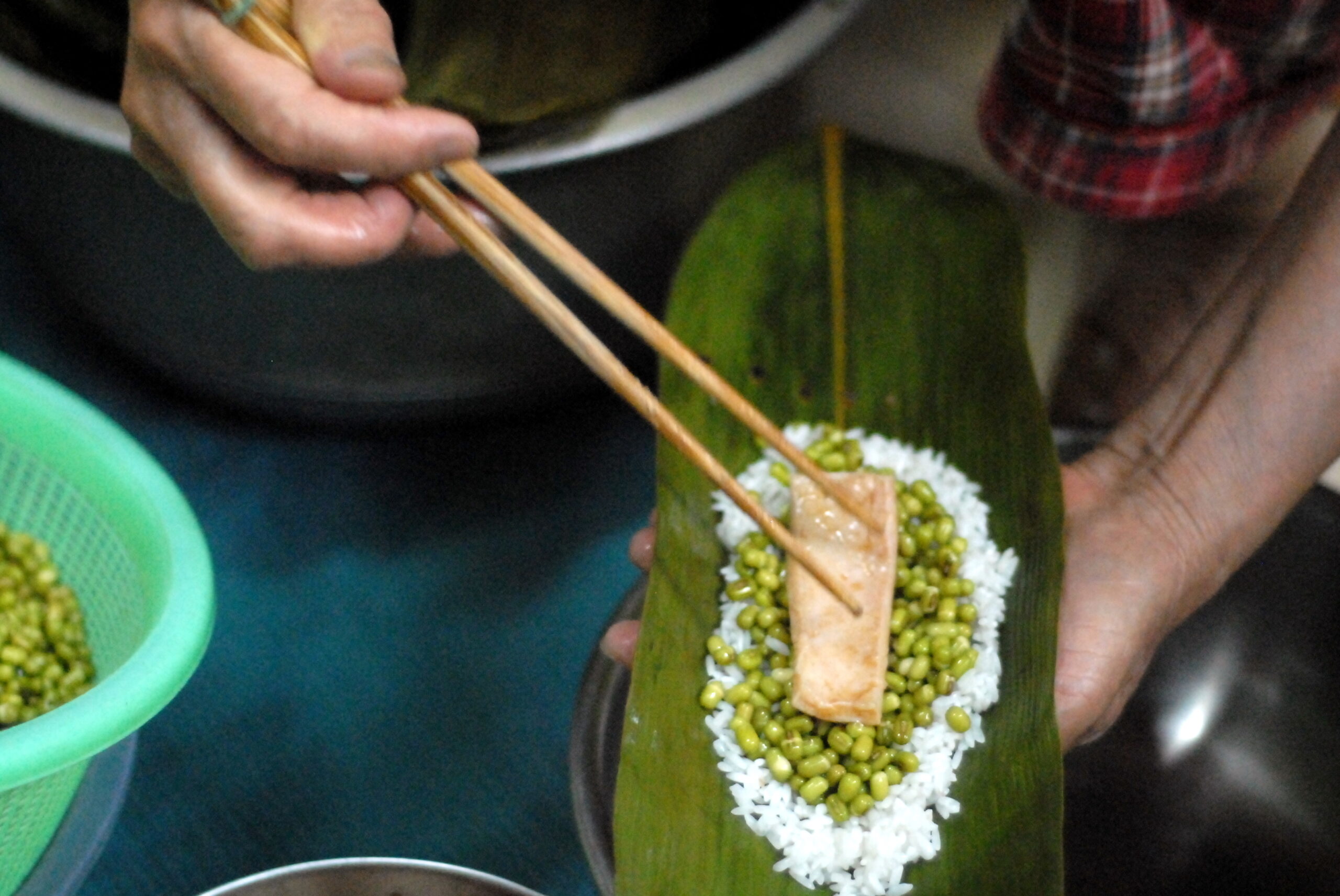 How to Make Sticky Rice Dumplings (version by my mother)
